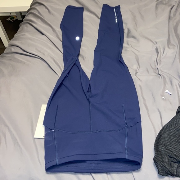 LuLu Lemon Tights - Picture 5 of 6